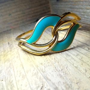 Vintage Avon gold tone and mint bracelet cuff